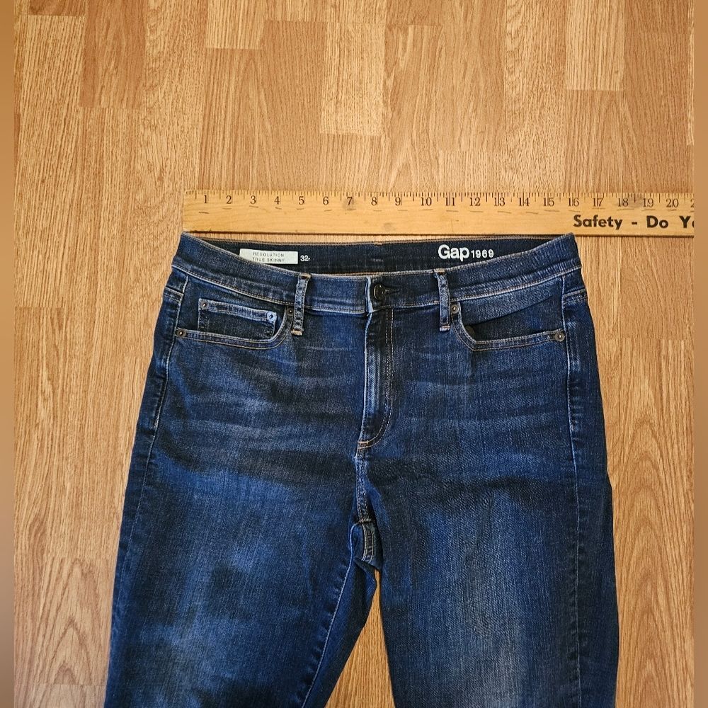 GAP Women's Dark Blue Skinny Jeans Size 32R - Picture 4 of 6